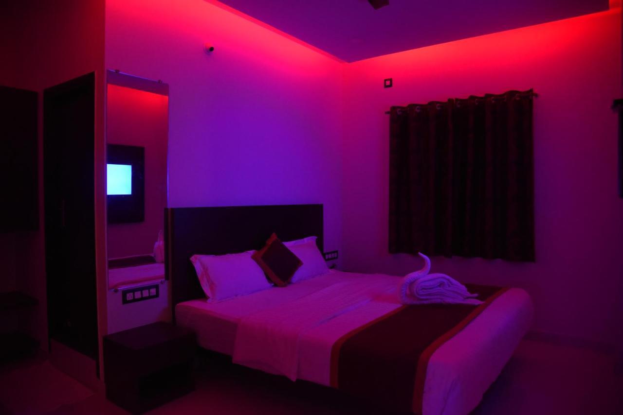 Hotel Grand Kubera Chikmagalūr Екстериор снимка