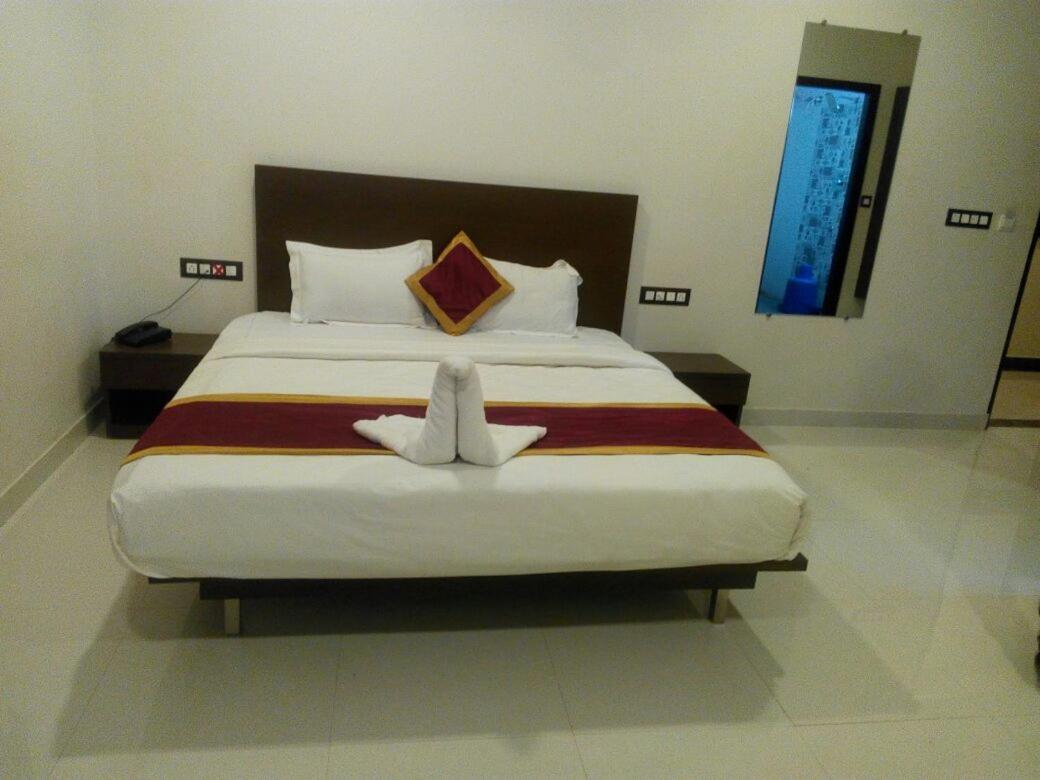 Hotel Grand Kubera Chikmagalūr Екстериор снимка